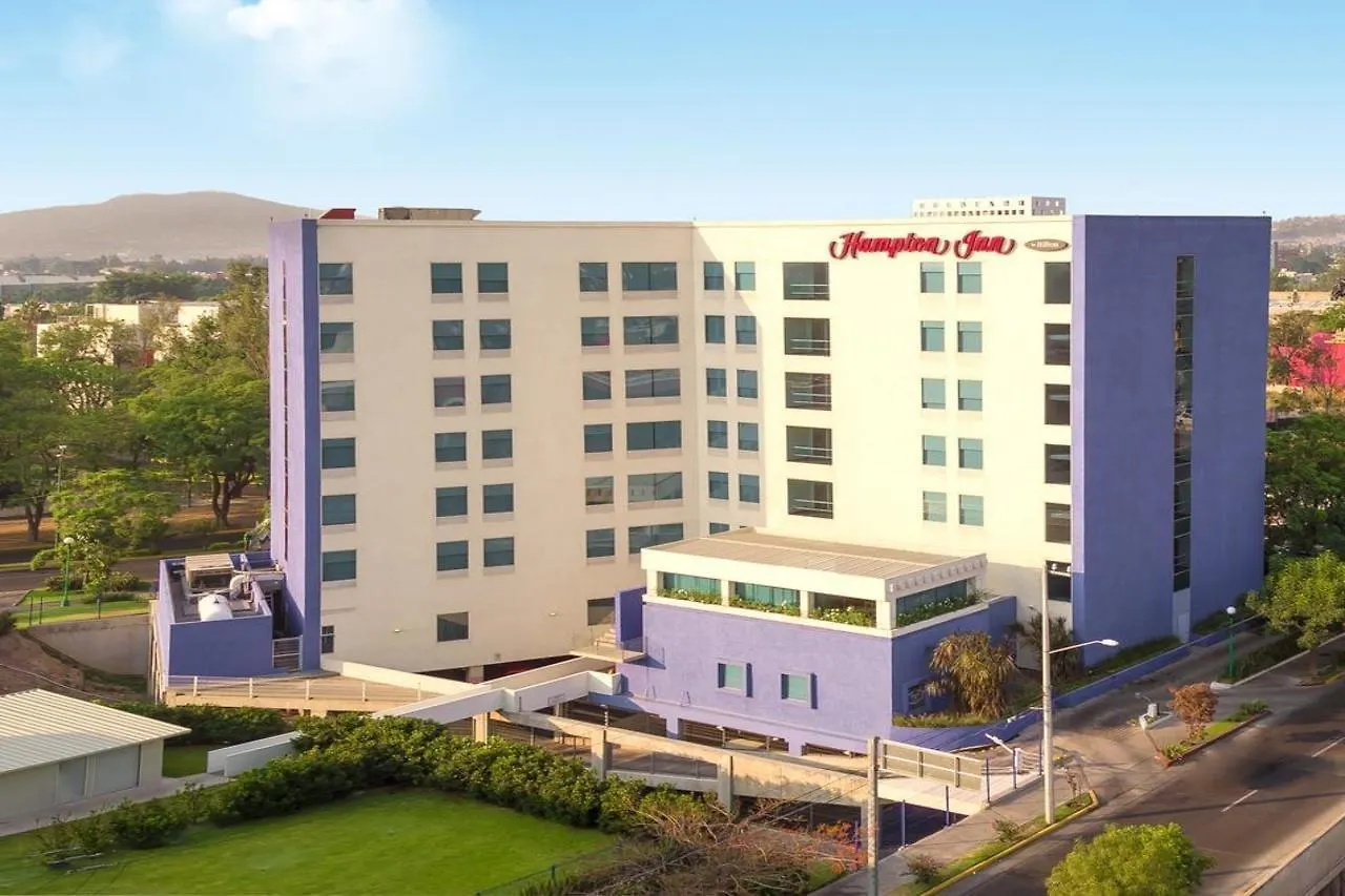 Hampton By Hilton Guadalajara Expo Hotel