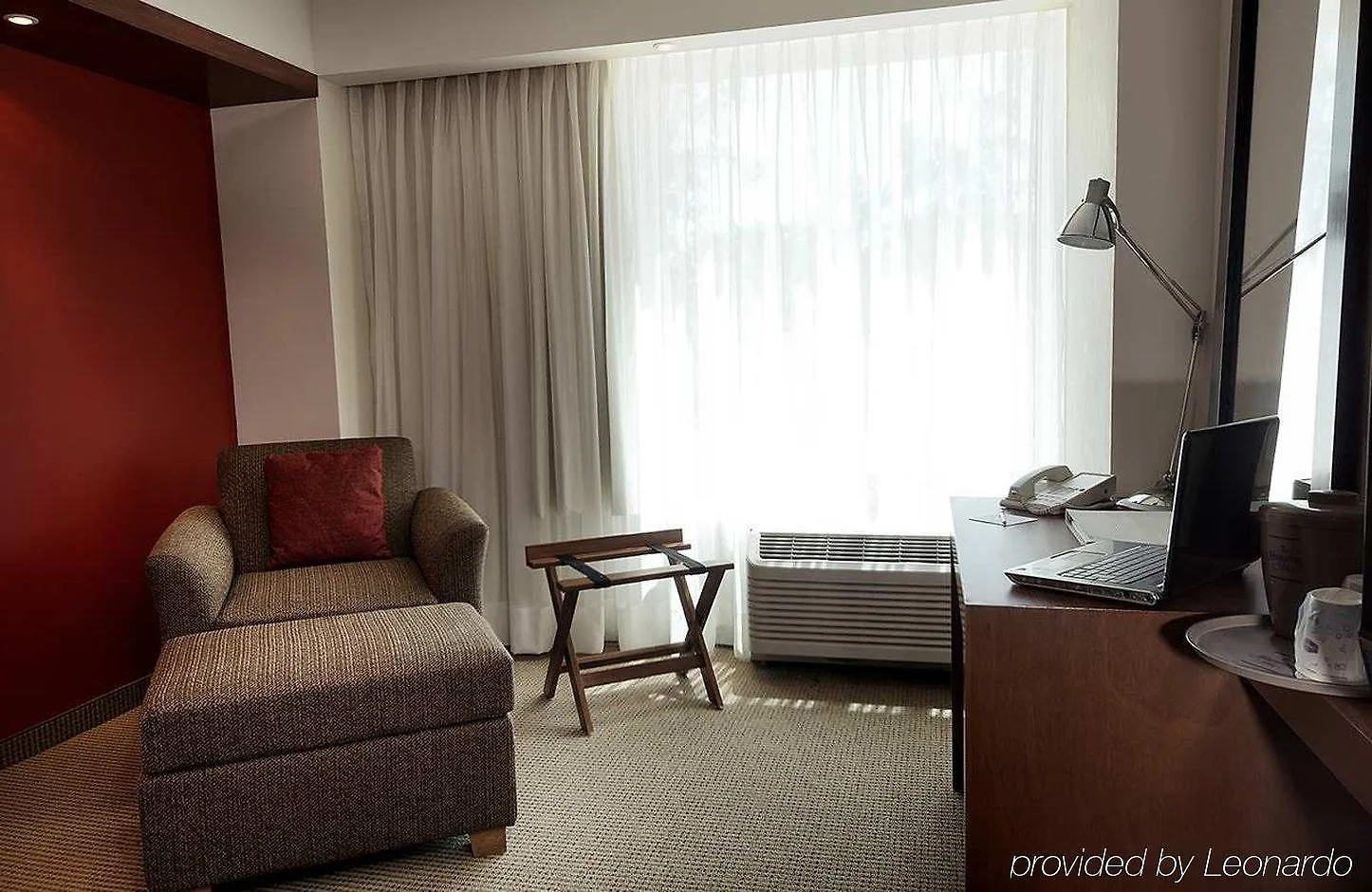 Hampton By Hilton Guadalajara Expo Hotel